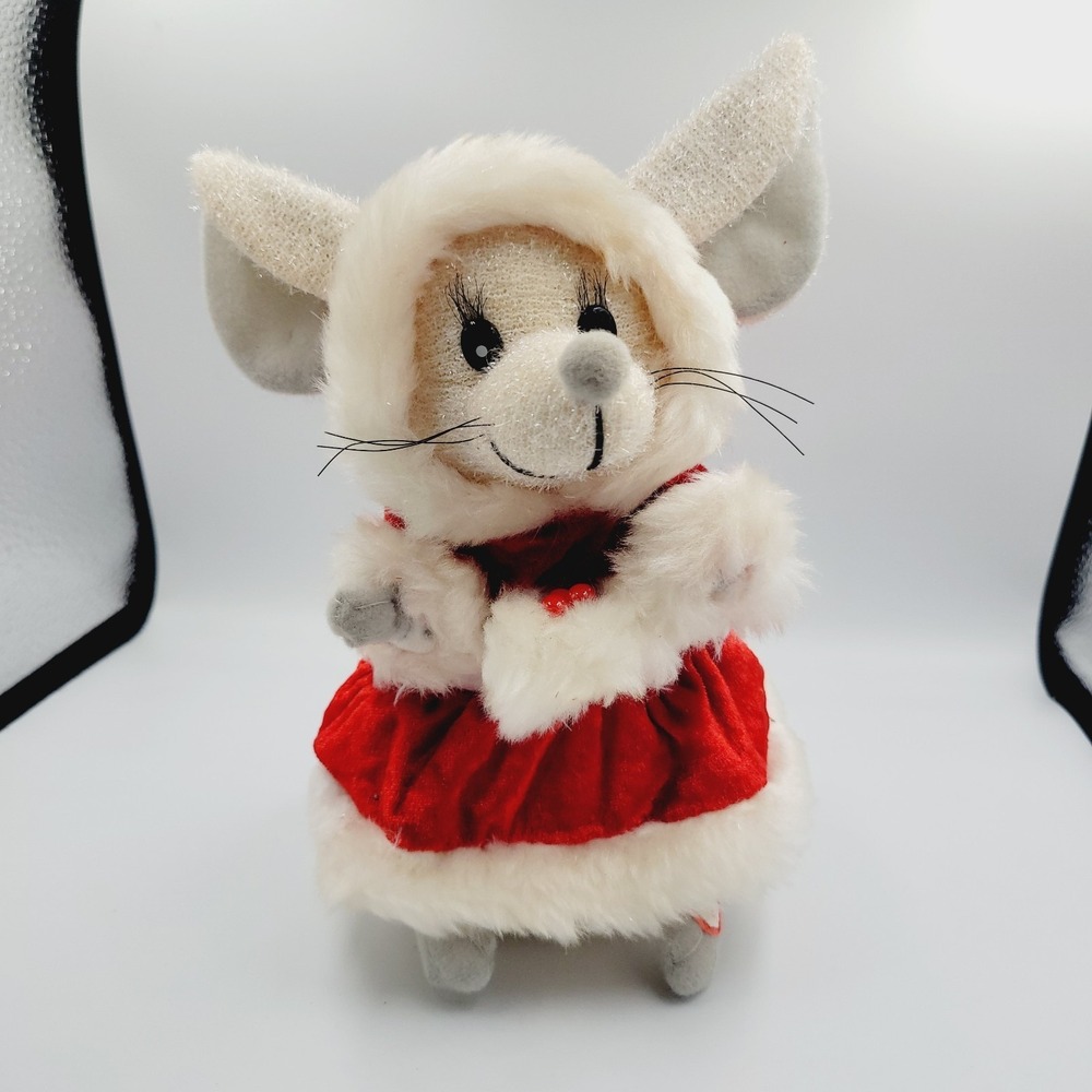 Vintage GEMMY Christmas Mouse Mrs. Claus  8" *NOT WORKING*